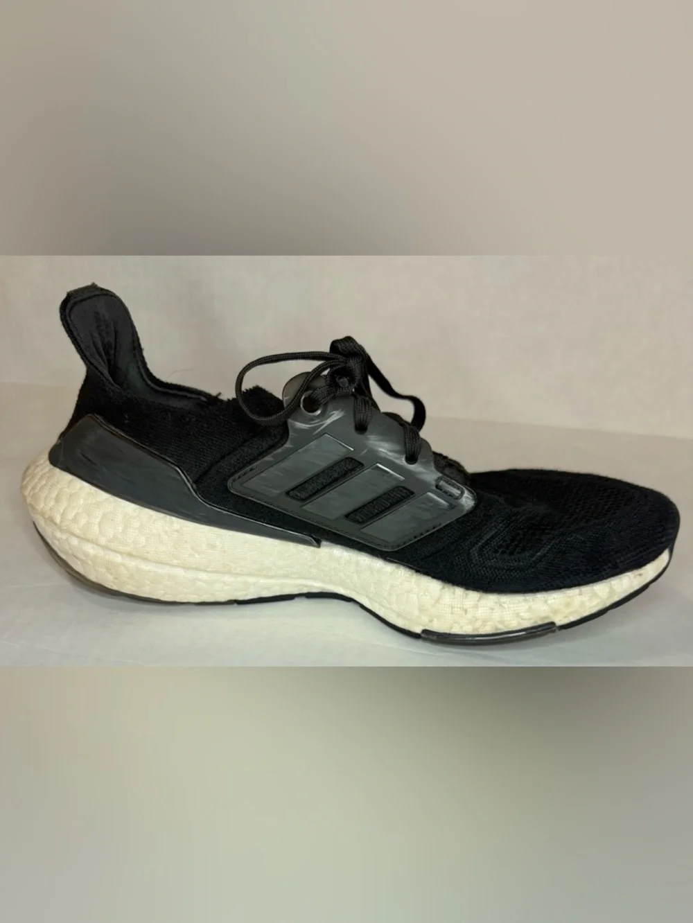 Adidas Women's Ultraboost 22 Running Shoe Black/Black/White Size 9.5